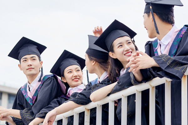 读马来西亚亚洲城市大学在职研究生要考试吗，报考条件和要求有哪些？.jpg